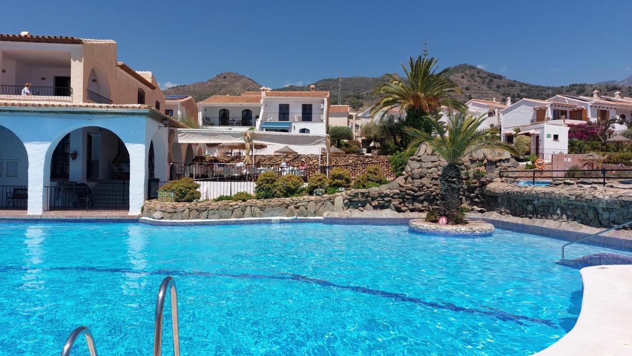 New Boho Home With Balcony, Private Garden And Communal Pool Nerja Esterno foto